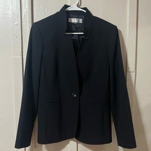 Black Tahari Blazer Size 8 EUC